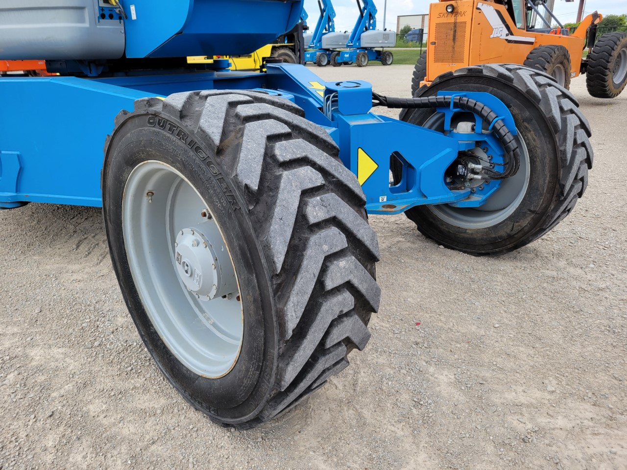 Used 2015 GENIE ZX-135/70 For Sale | Articulating Boom Lift