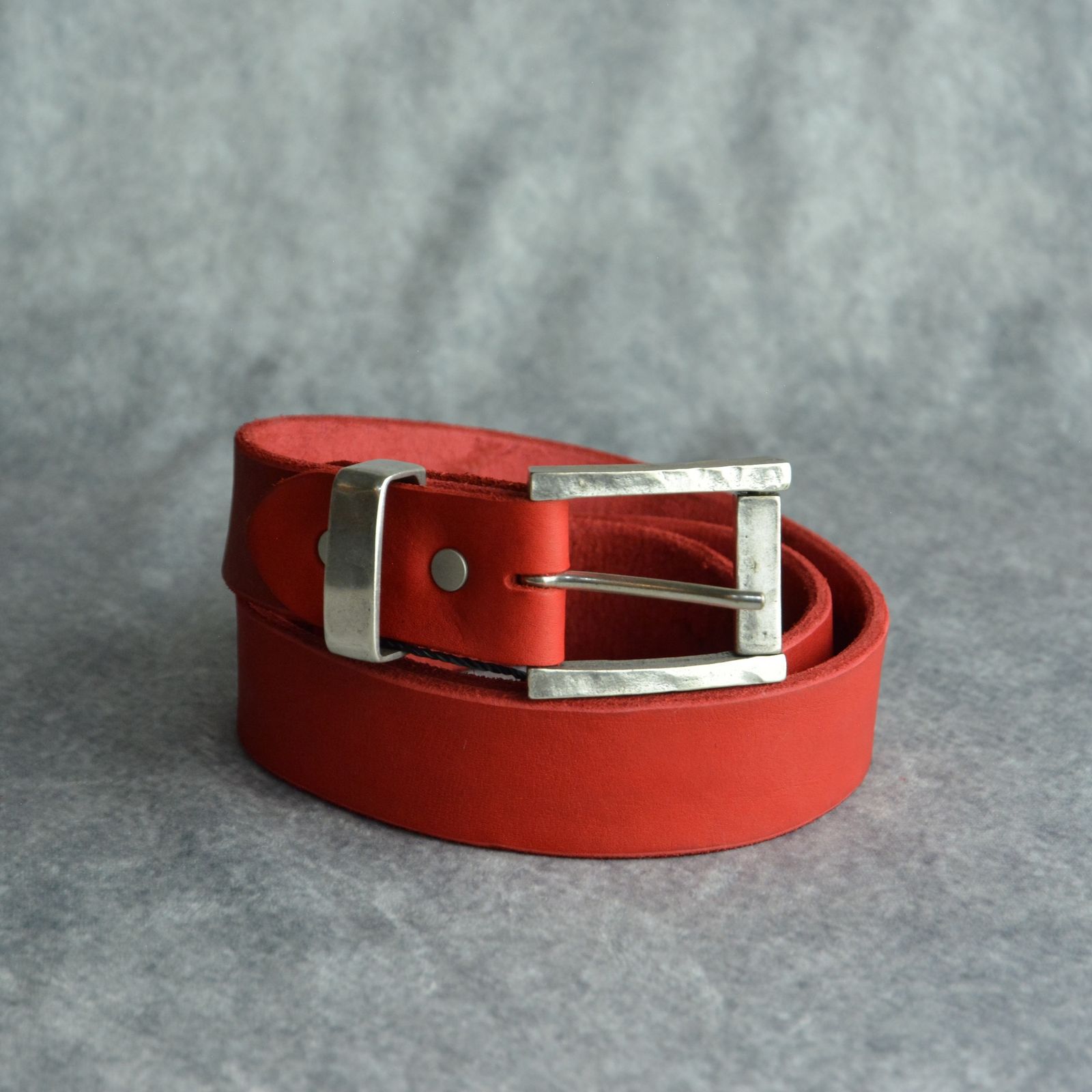 ISAMU KATAYAMA BACKLASH - ダブルショルダーレザー 製品染めベルト