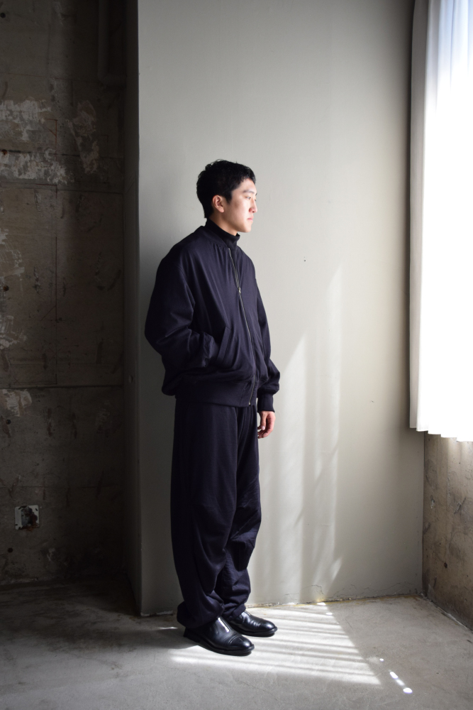 COMOLI (コモリ) ウールニット ニータックパンツ [NAVY]