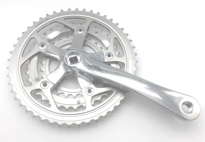 Shimano XTR M900 Triple 170mm Chainset in Silver NOS Very Rare