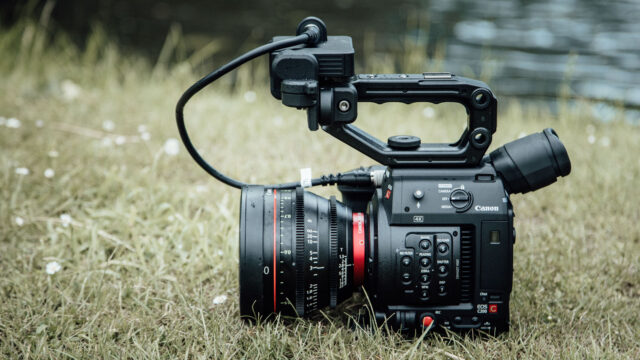 キヤノンC200レビュー － RAW記録できる安価でコンパクトなシネマ