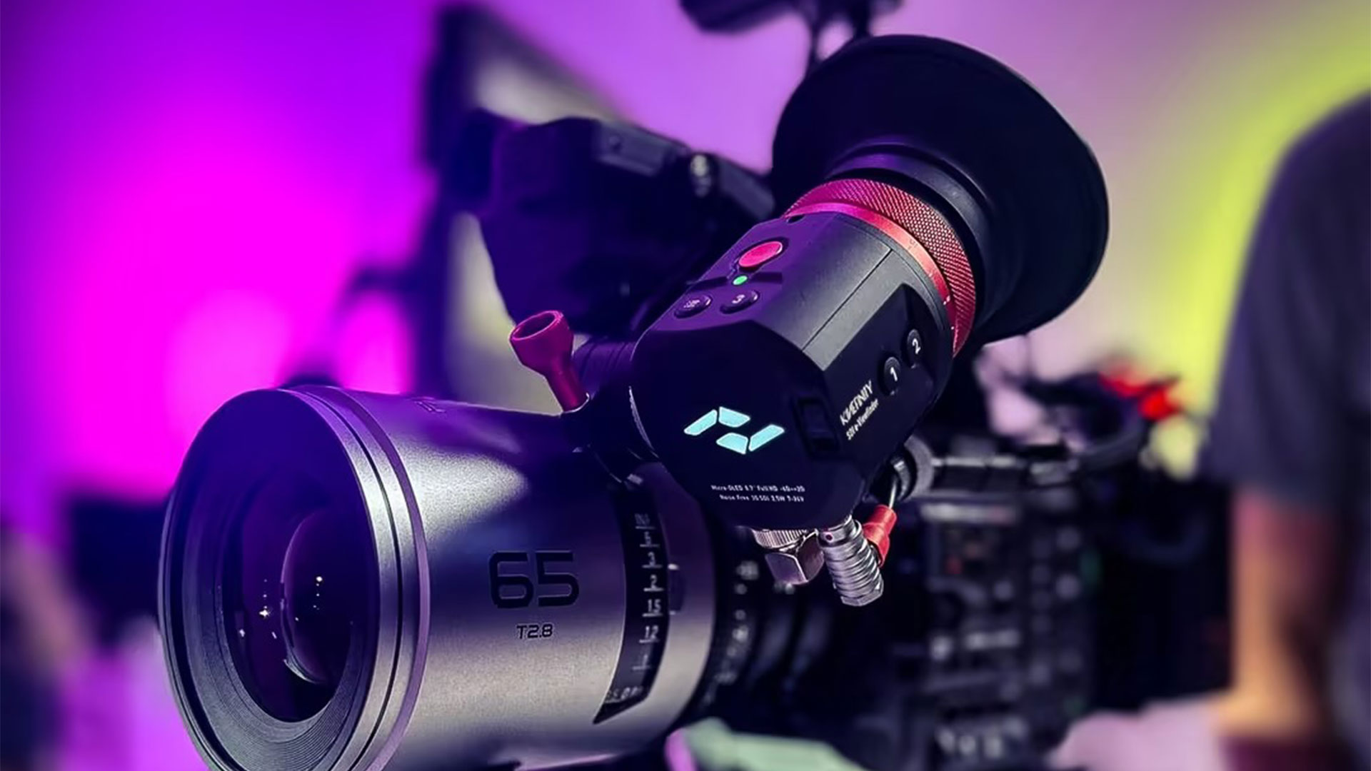 KinefinityがEAGLE SDI電子ビューファインダーを発表 | CineD