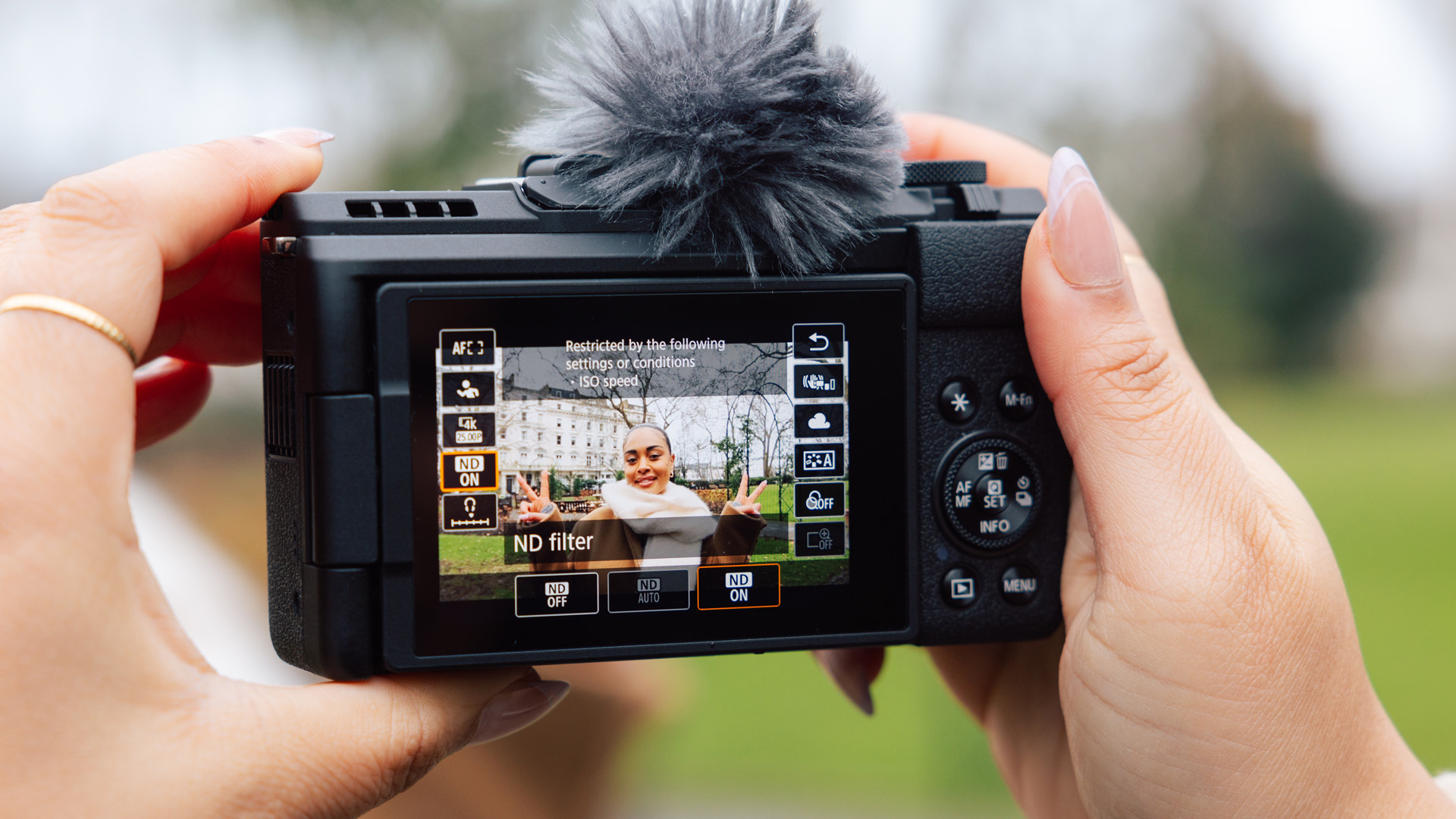 キヤノン PowerShot V1 が世界展開 – ポケットサイズの4K | CineD