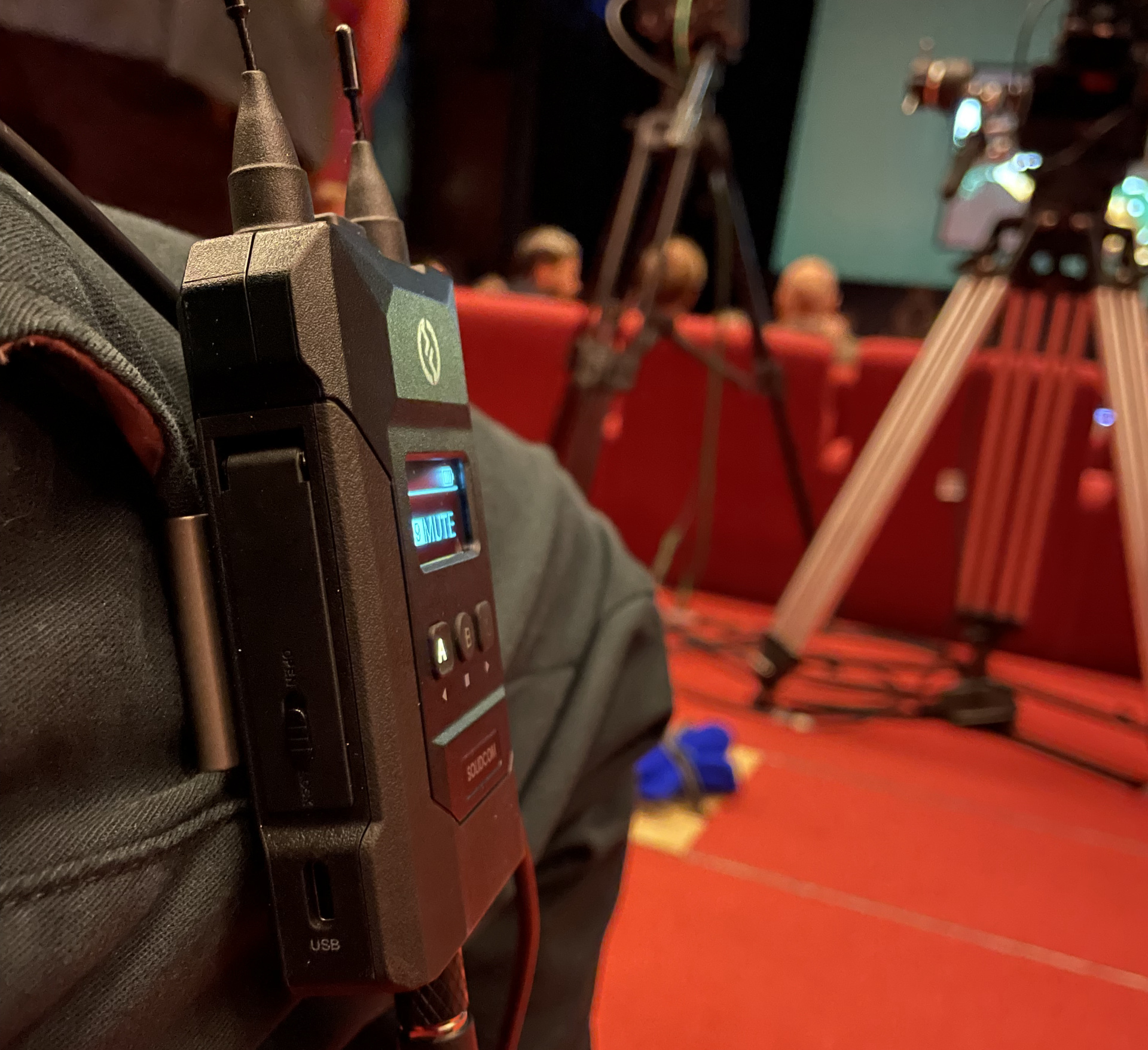 Hollyland Solidcom M1レビュー - 全二重ワイヤレスインカム