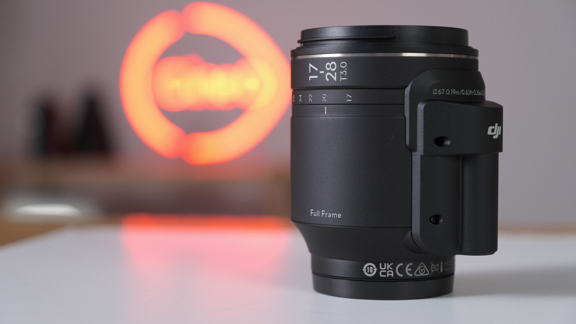 DJI DL PZ 17-28mm T3.0レンズ発表 - DLマウント初のズームレンズ | CineD