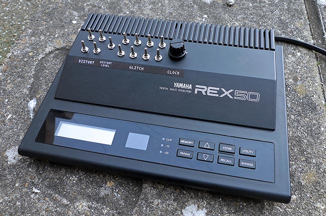 Circuitbenders - Yamaha REX50 effects unit mods
