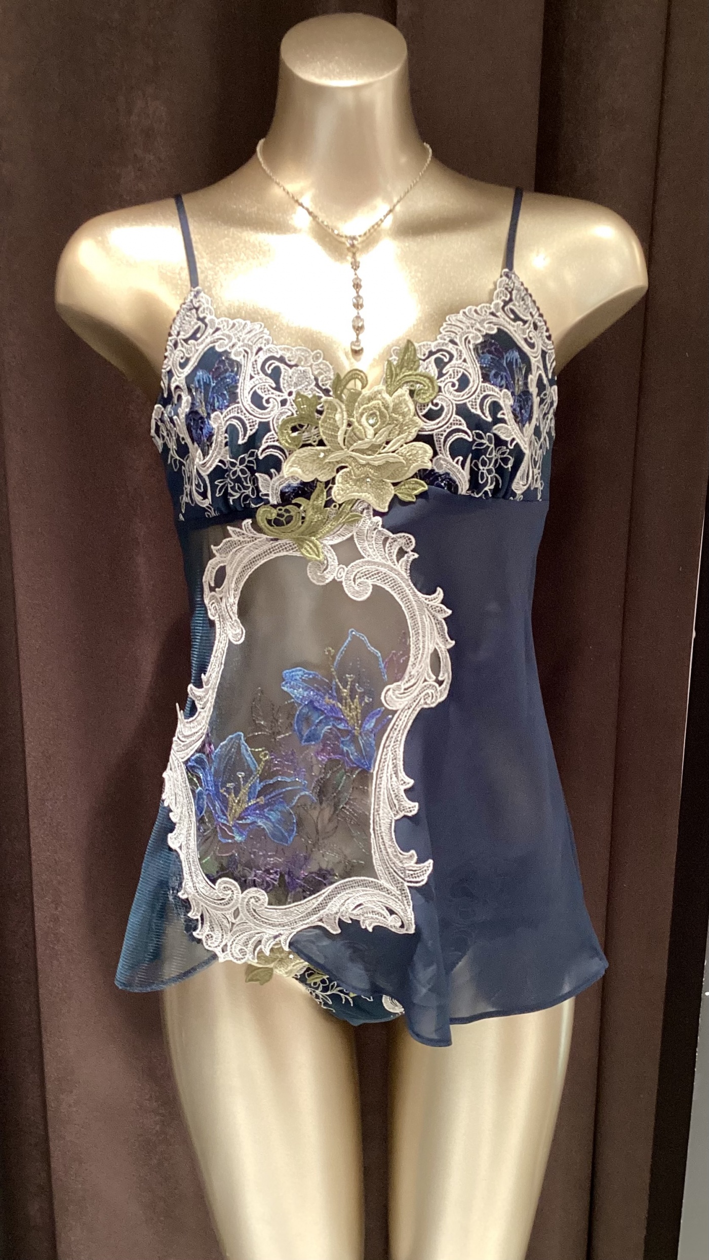 本日のご紹介ランジェリー〜サルート82グループ〜 | サルート by