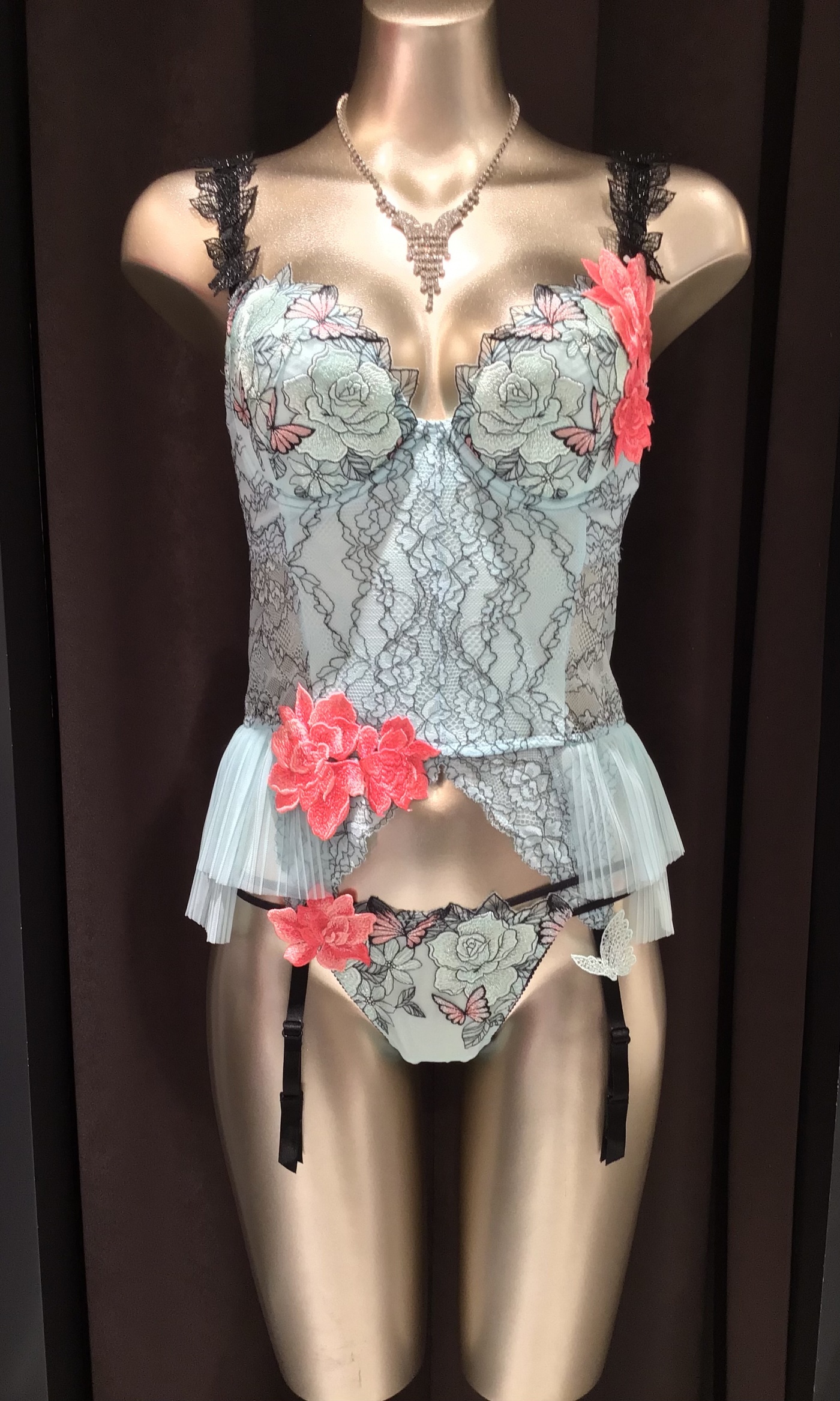 サルート40周年記念アイテム登場˚✧₊⁎❝᷀ົཽ〜サルート83グループ