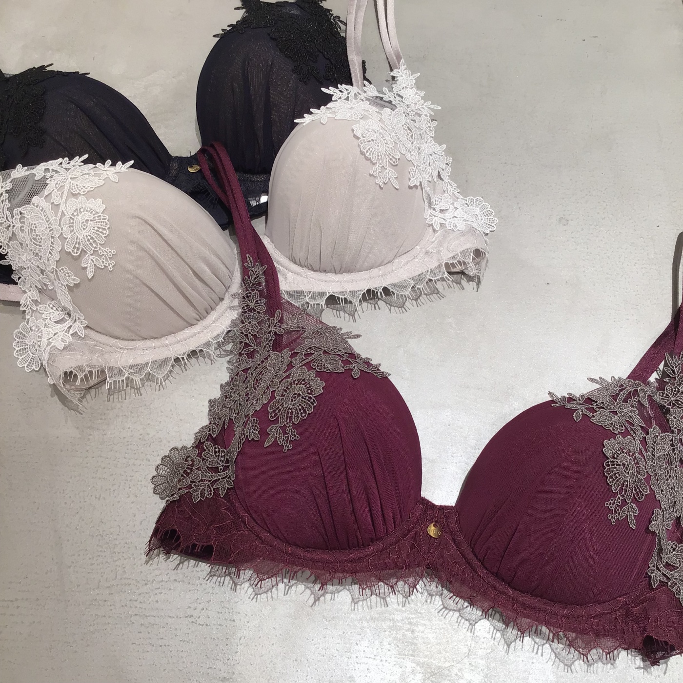 ⁺˳✧༚˚秋のブラジャー購入するならコレ♪フランスの伝統的レースに