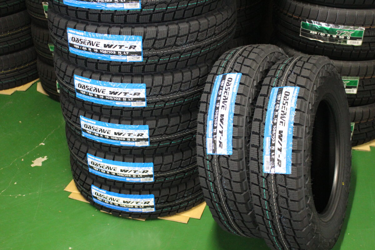 スタッドレスもかっこよく！ジムニー用の定番サイズ185/85-16のW/T-R