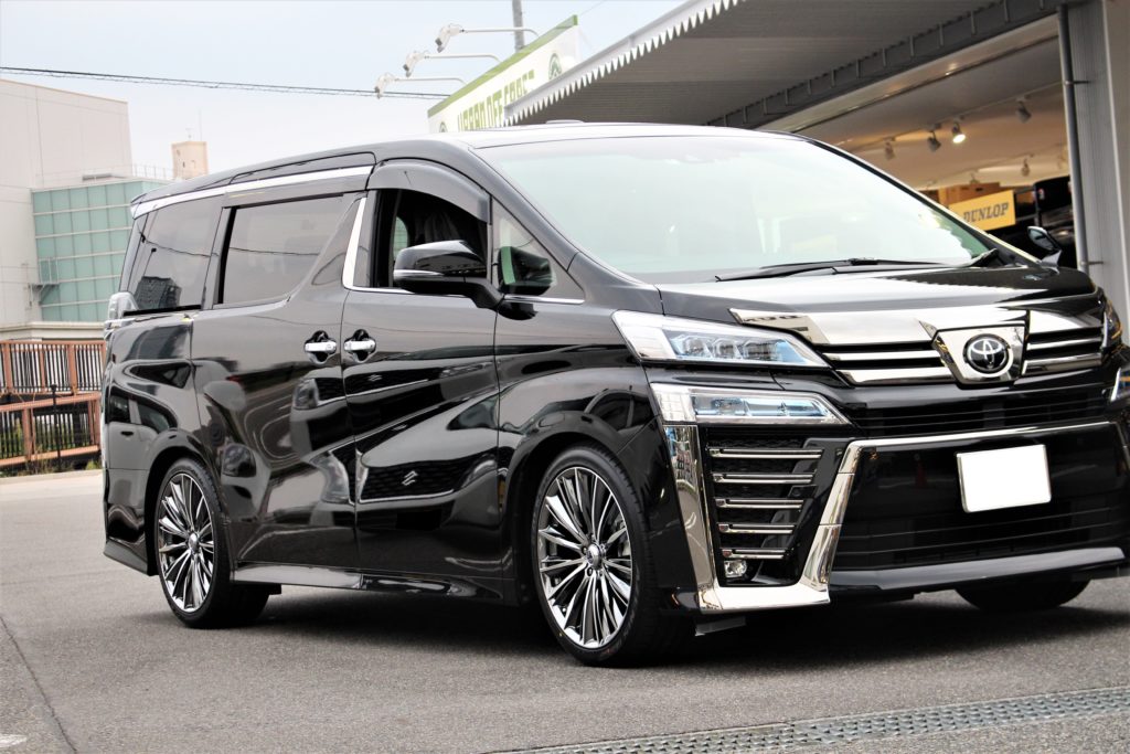 30ヴェルファイア後期をローダウン&インチアップ！VERSUSヴォウジェ 20