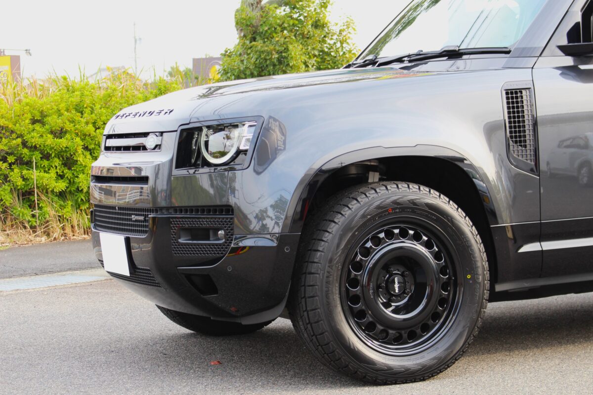 ディフェンダー110 にスタッドレスタイヤセットを。ロティフォームSTL