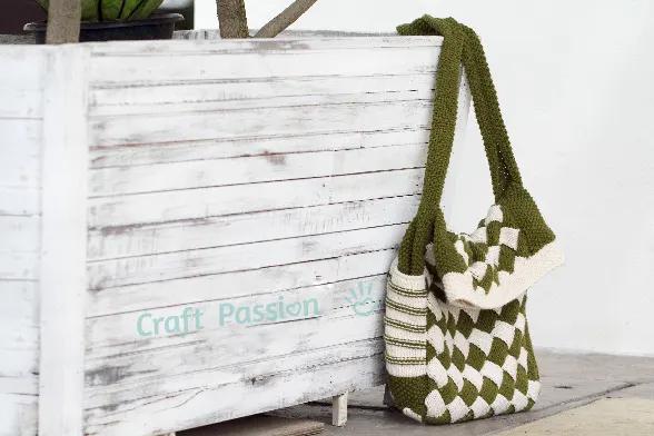Messenger Bag - Free Knitting Bag Pattern • Craft Passion