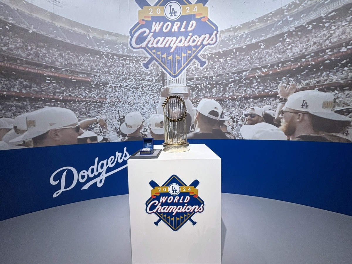 ドジャース“没入体験”展示イベントが開幕！ 日本初上陸の優勝