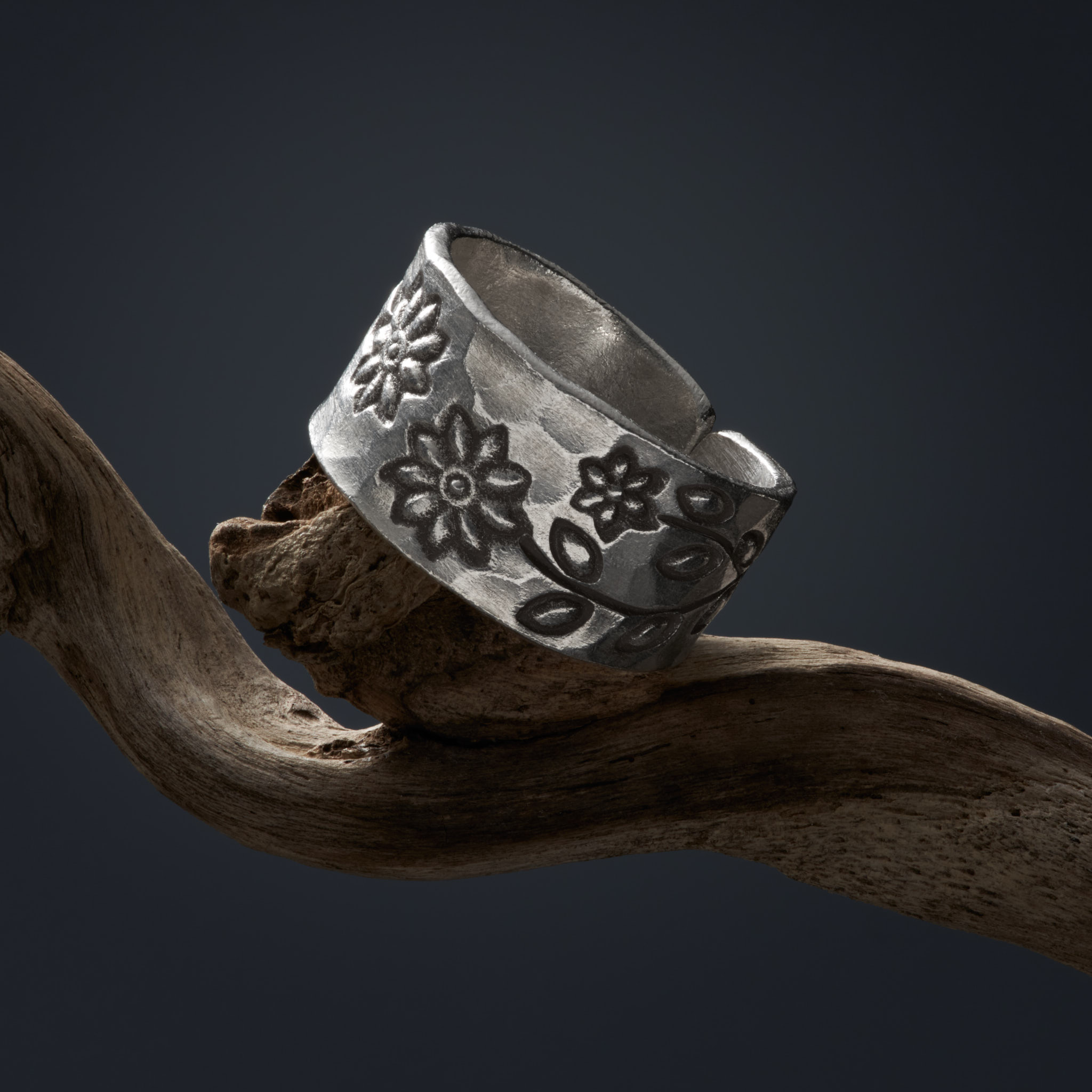 カレン族シルバー リング 11号～21号 フリーサイズ 指輪 幅広 極太 槌