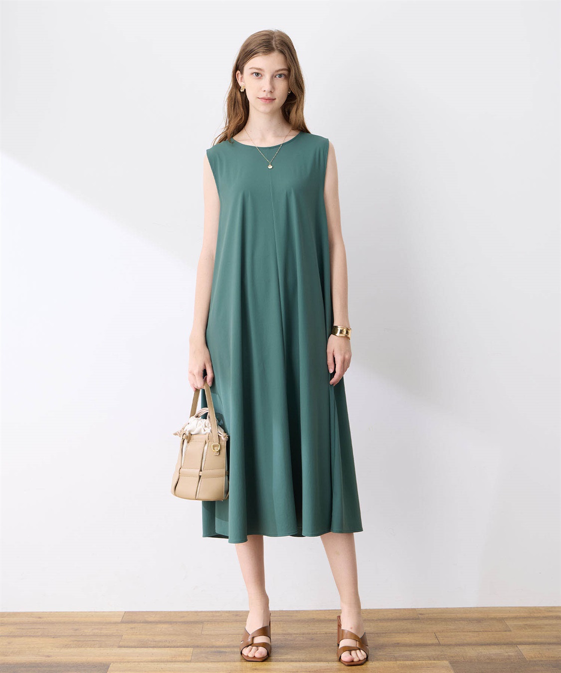 接触冷感】超冷感ノースリーブワンピース LE SOUK HOLIDAY｜クロス