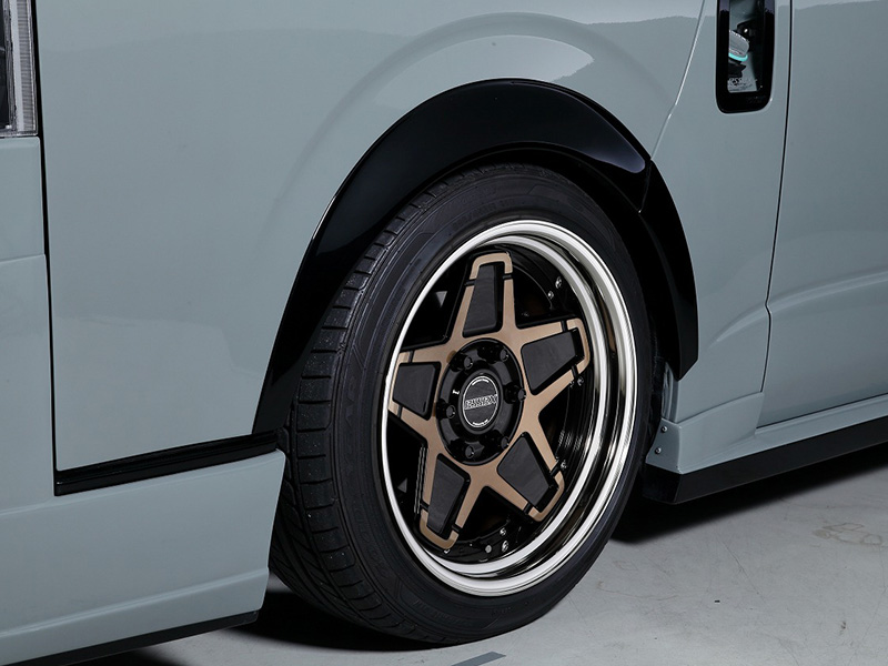 タイヤホイールセット □ENCS-18インチ×PARADA ブラックレター | 200系