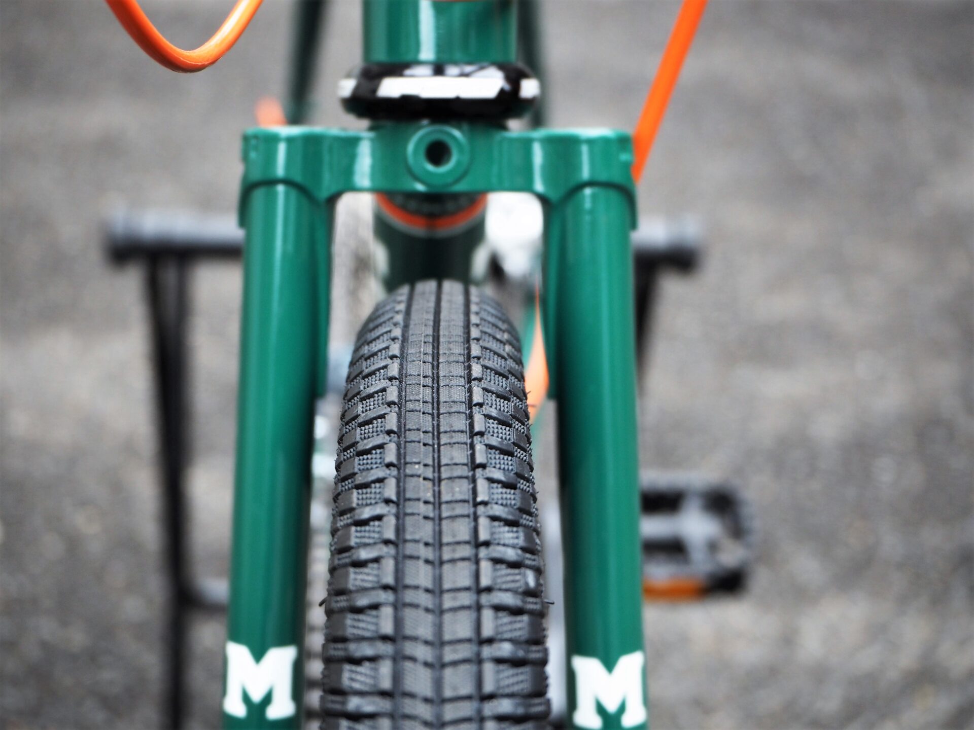 クラシカルなクロモリシクロクロスがお買い得な価格で入荷しました