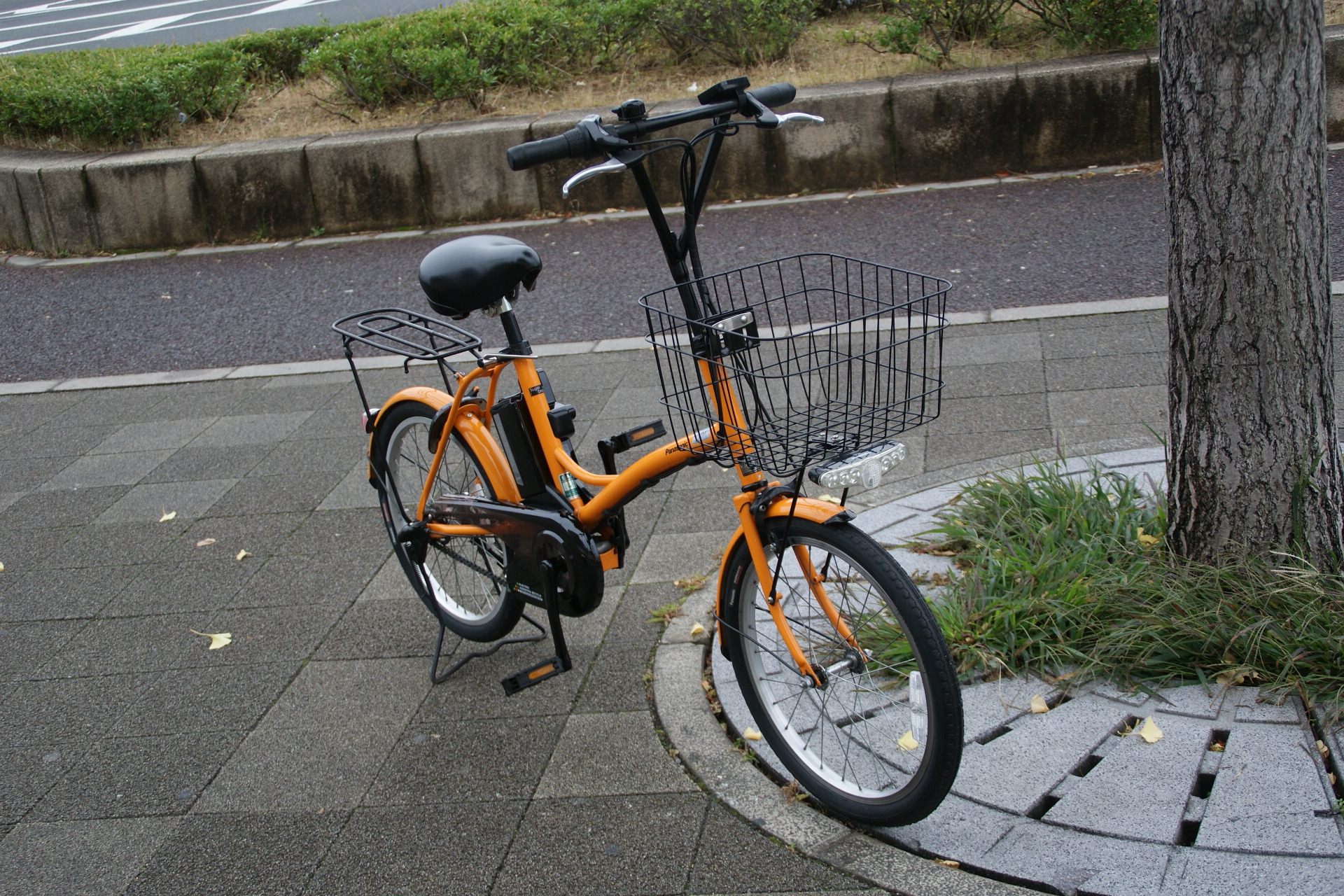 コンパクトで綺麗】中古電動アシスト自転車 Panasonic SugarDrop 2012