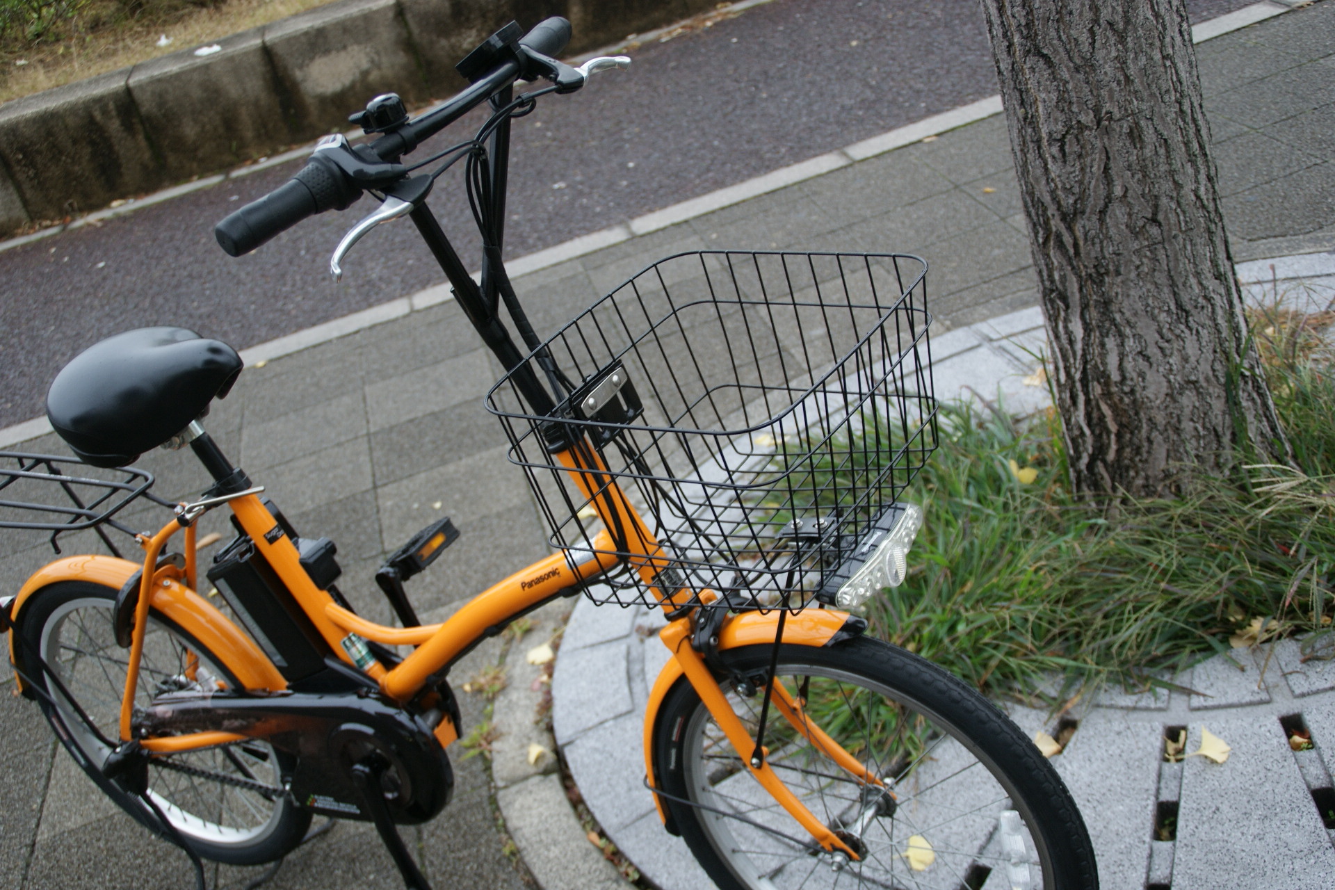 コンパクトで綺麗】中古電動アシスト自転車 Panasonic SugarDrop 2012