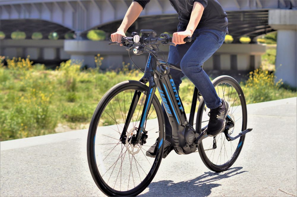 YAMAHAと共同開発モーターの性能が高過ぎる！GIANT ESCAPE RX-E+ 2021