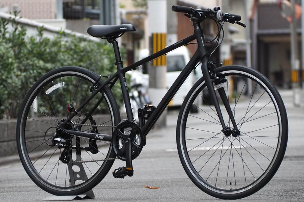 コスパも優秀で普段使いからサイクリングまで人気なクロスバイク