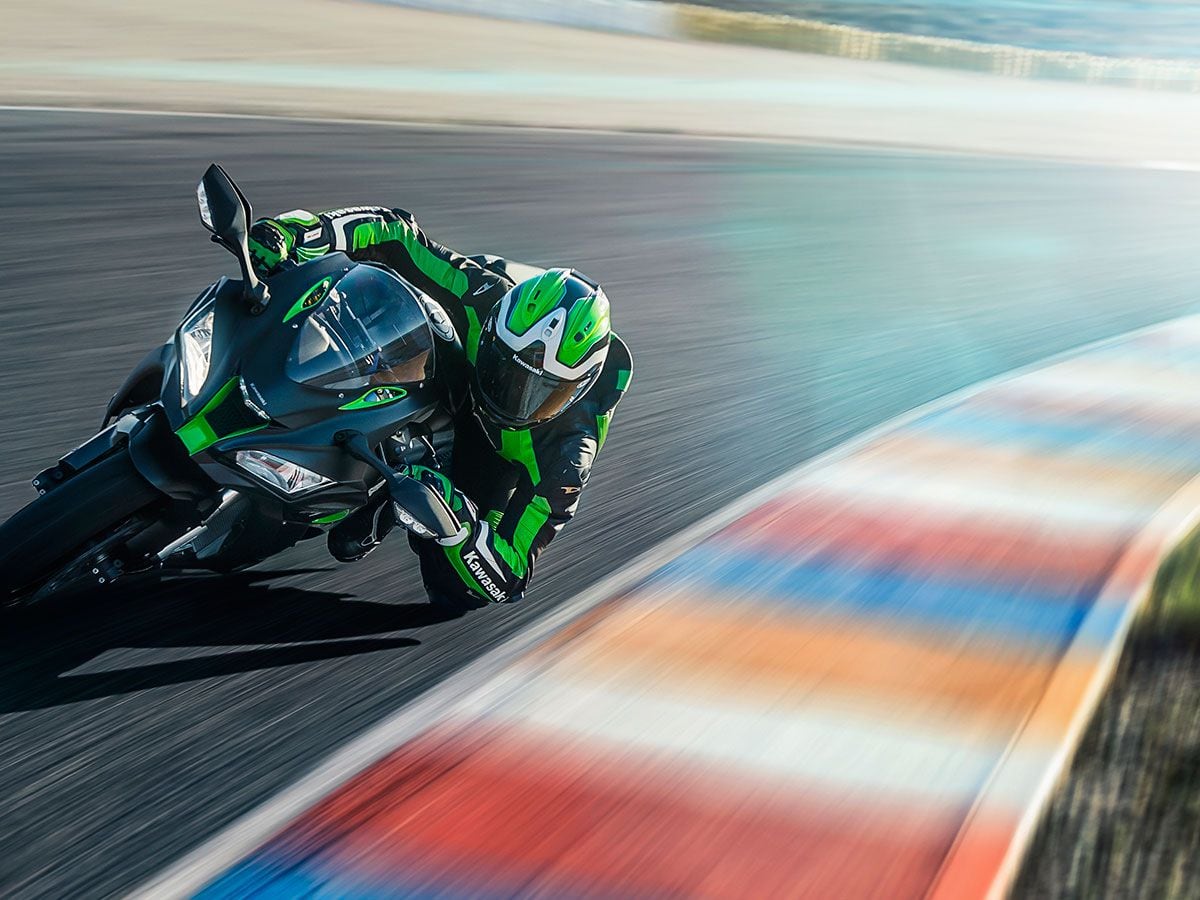 2018 Kawasaki ZX-10R SE at EICMA 2017 | Cycle World