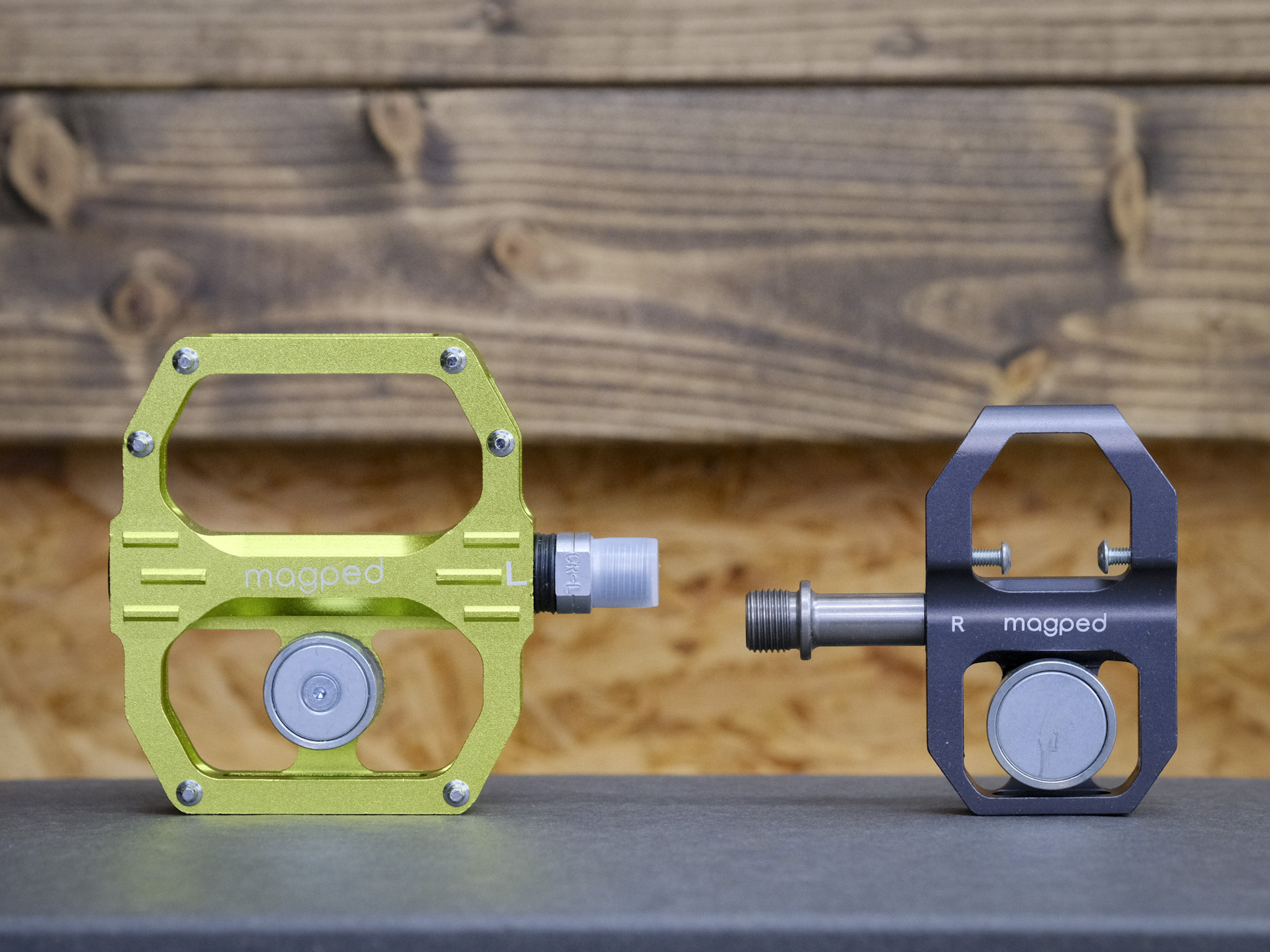 マグネットで固定される唯一無二のビンディングペダル – CYCLECUBE