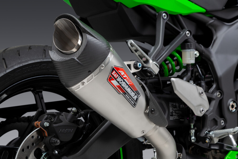 Yoshimura AT2 ZX-4RR Slip-On - Cycle News