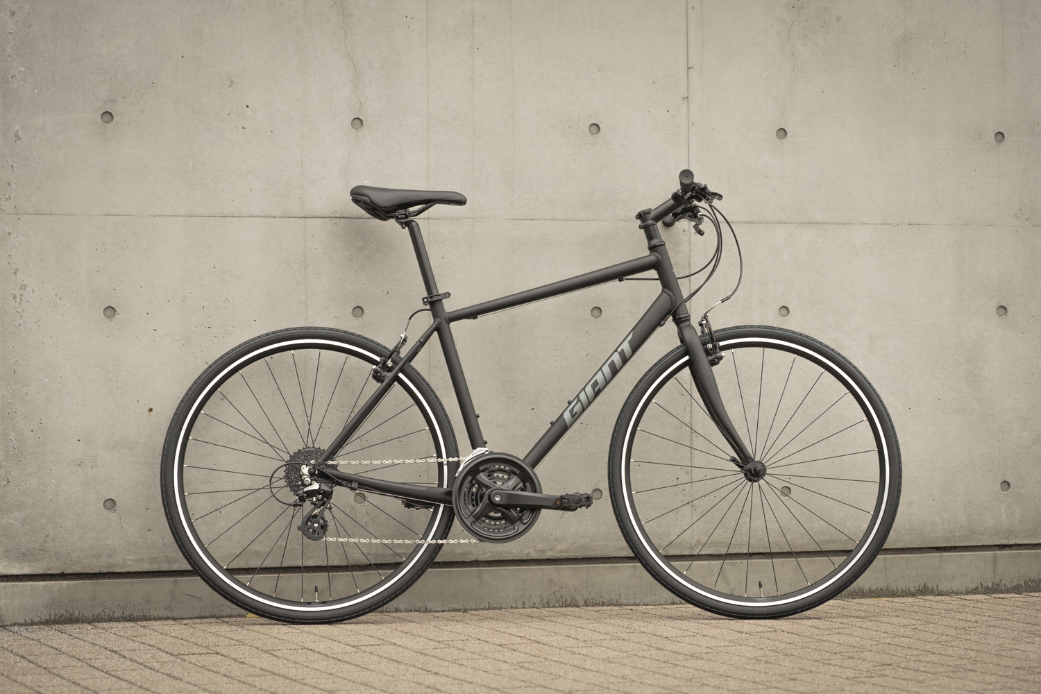 GIANT クロスバイク「ESCAPE R3」2026モデル - サイクルショップ203