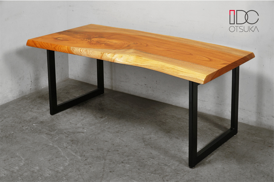 IDC大塚家具 一枚板ダイニングテーブル 高価買取-アドア東京-港区 欅