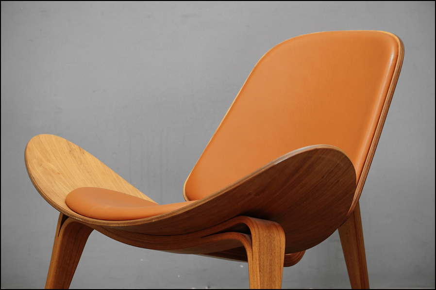 ハンス J. ウェグナー Carlhansen & son(カールハンセン＆サン) CH07