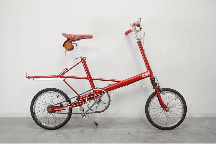 アレックス モールトン APB-8 買取｜独自の構造美と走行性能を評価し