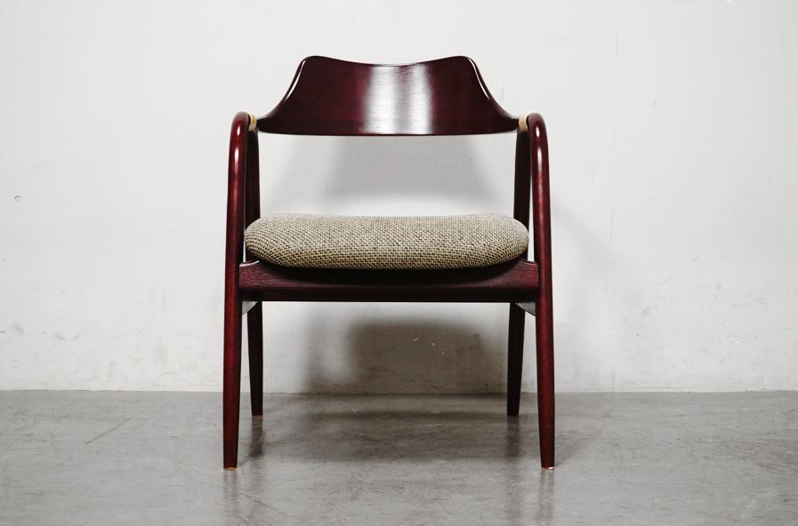 飛騨産業(HIDA)出張買取-アドア東京- EIGER(アイガー)アームチェア