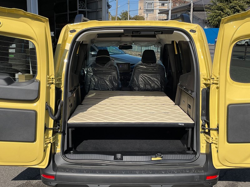 カングー3専用ベッドキットのご紹介 その3 | News & Blog | ルノー