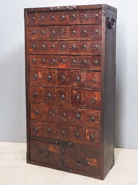 江戸時代幕末期頃時代箪笥取手他旧家蔵出古鉄金具コレクション古文書等セット当時物 4.百味箪笥④｜百味箪笥・薬研・乳鉢の扉｜漢方資料室 | 横浜薬科大学