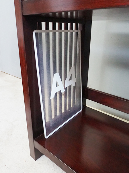 木製　桜材　ダークブラウン　電話台　民芸家具　抽斗４杯　アンティーク風　レトロ 英国製アンティーク<br>桜材<br>引出し付電話台 | アンティーク山本商店