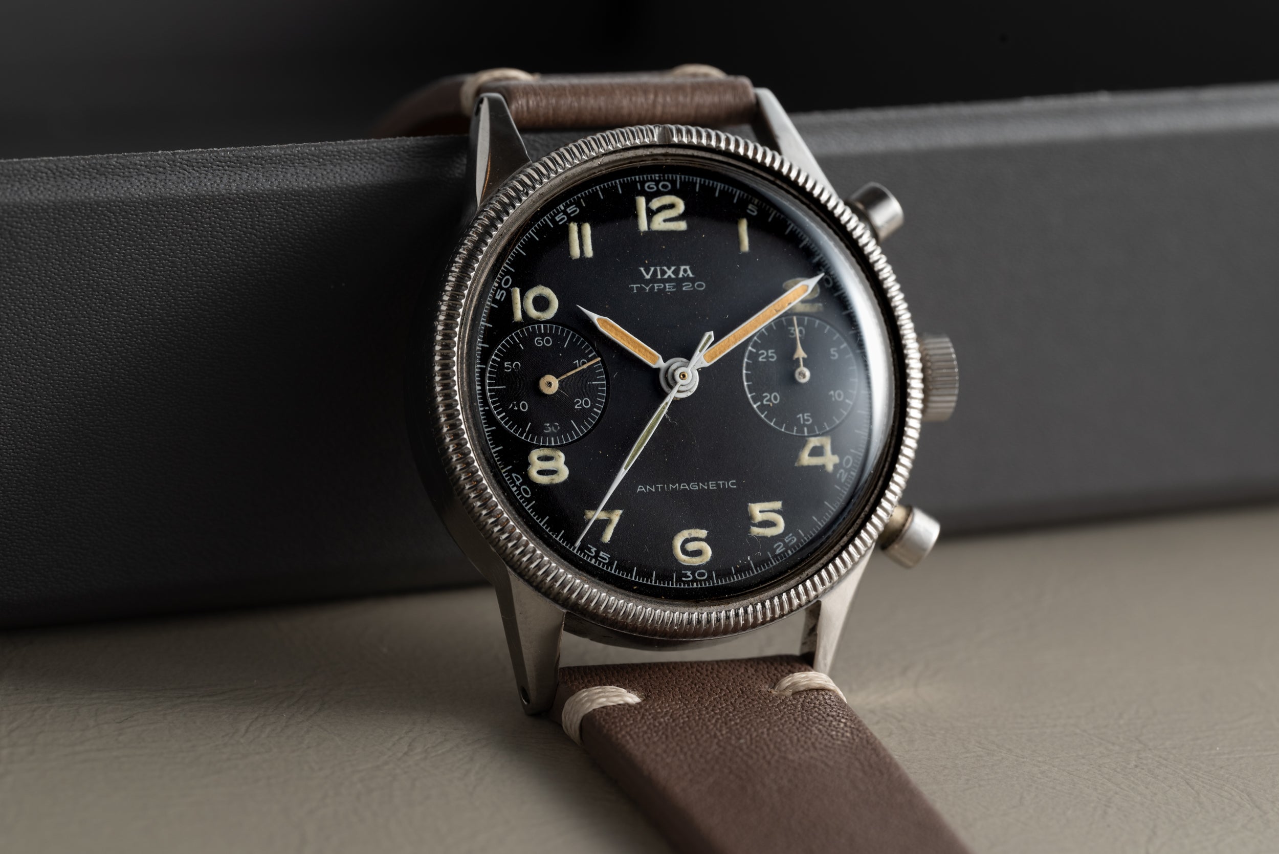 Vixa Type XX Flyback Chronograph – Analog:Shift