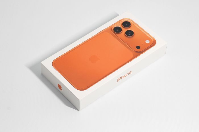 iPhone17 Pro Maxが発売日に到着！2025年iPhone最新モデルのファースト