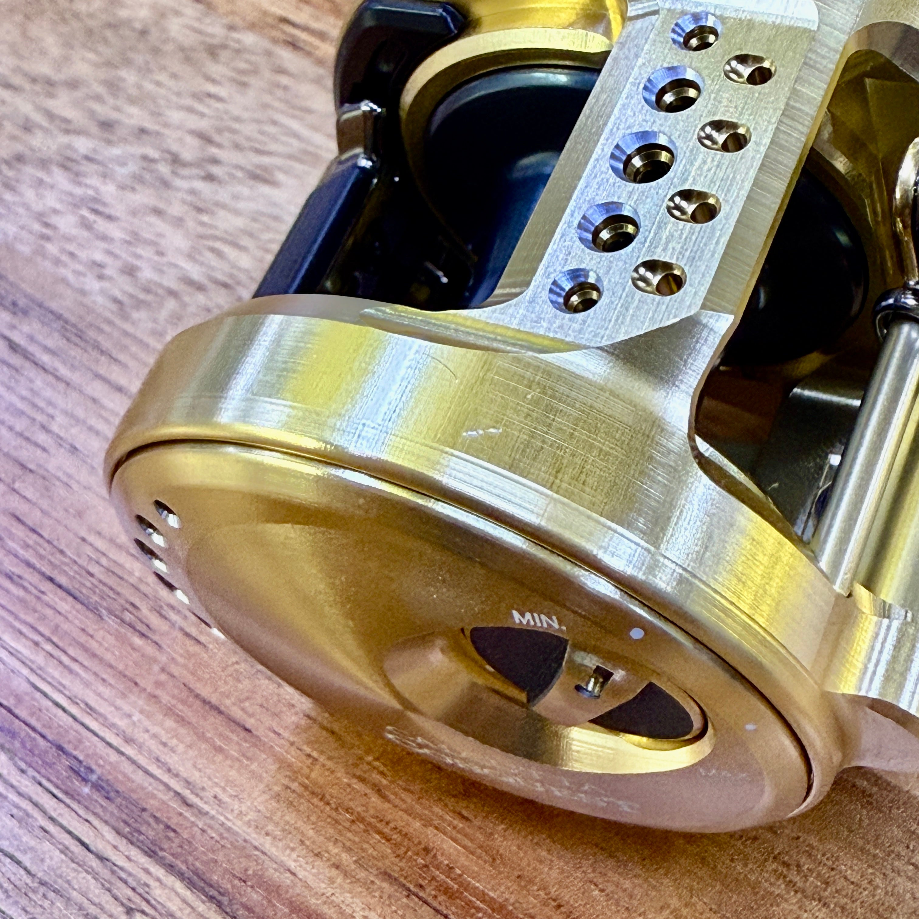 2021 Calcutta Conquest 101HG (NEW, less than perfect) – Anglers