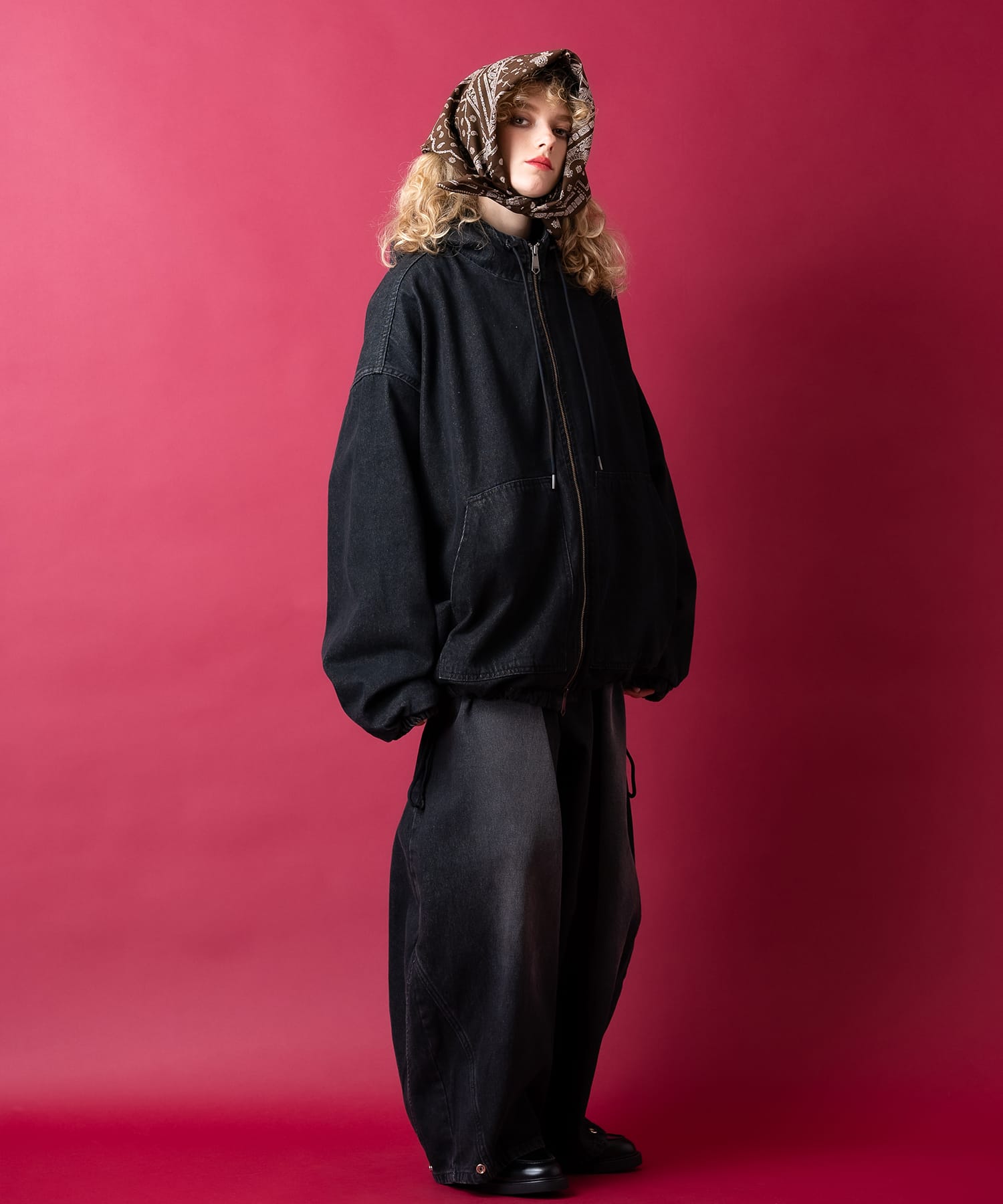 ブラックデニムオーバーサイズジップアップフーディーブルゾン / ZIP