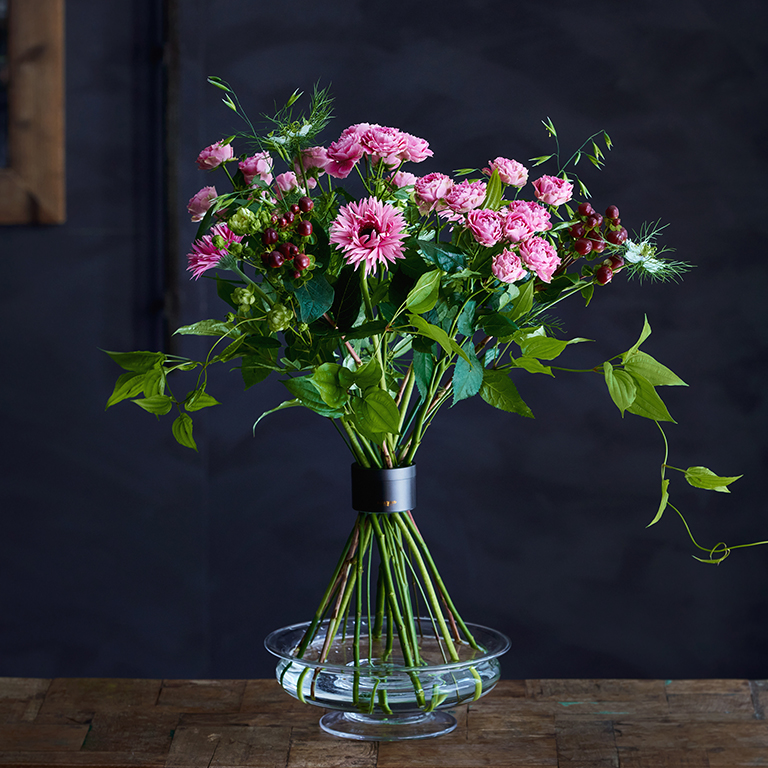 フローリストの技「スパイラル」で花束がつくれる「ハナタバ ブーケ