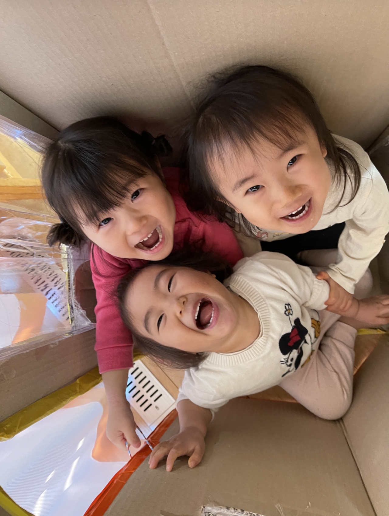 職員の声・1年目の保育士】みつばち保育園 坂﨑さん | 社会福祉法人