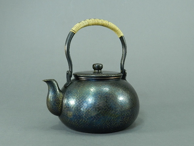 玉川堂の湯沸など茶道具のお取引をしました。 %pagesitename%%