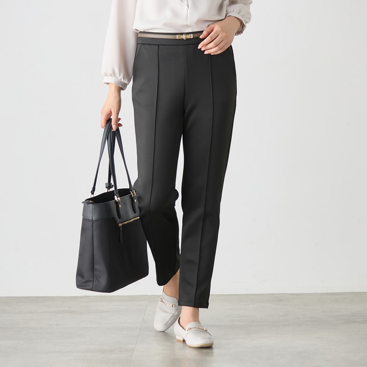 パジャマスーツ】ダンボールニットクロップドパンツ セットアップ着用