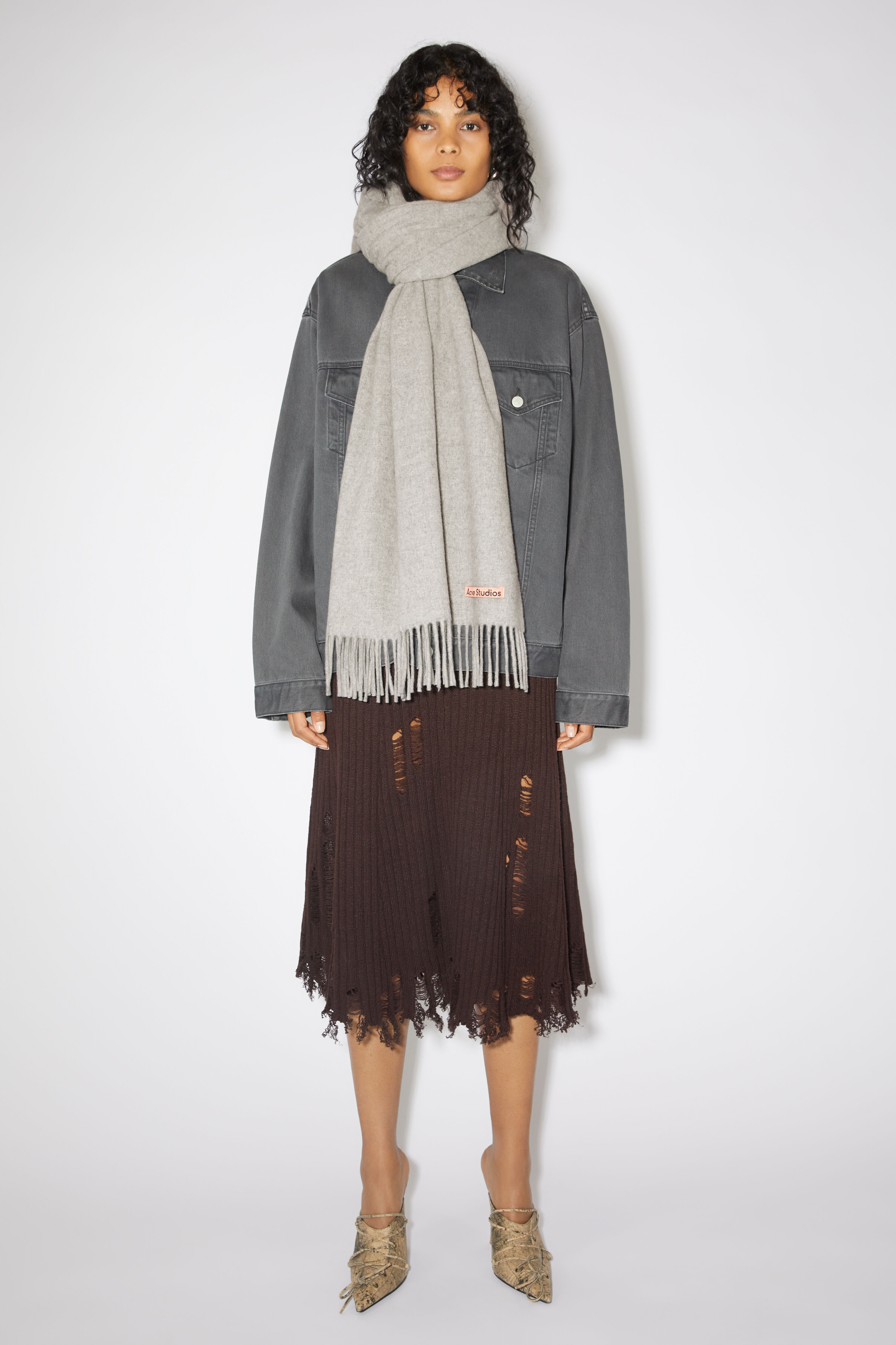 Acne Studios - Fringe wool scarf - oversized - Light Grey Melange