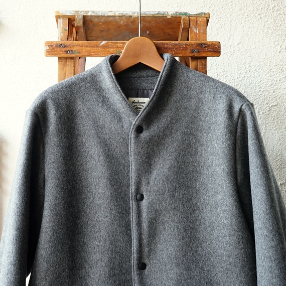 Jackman 狭めVネック・ビーバー仕上げのウールコート（JM8886） - blog