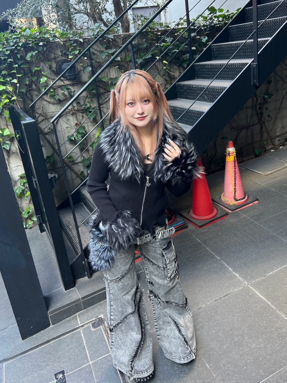 REFLEM【レフレム】ファー付きジップニットカーディガン/全2色