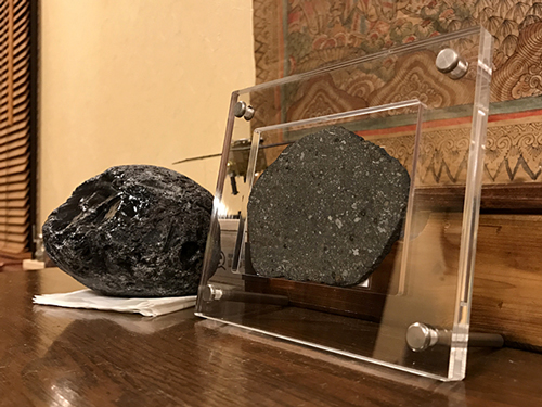 アエンデ隕石のスライス標本用厚物フレーム｜お客様活用事例 40032324