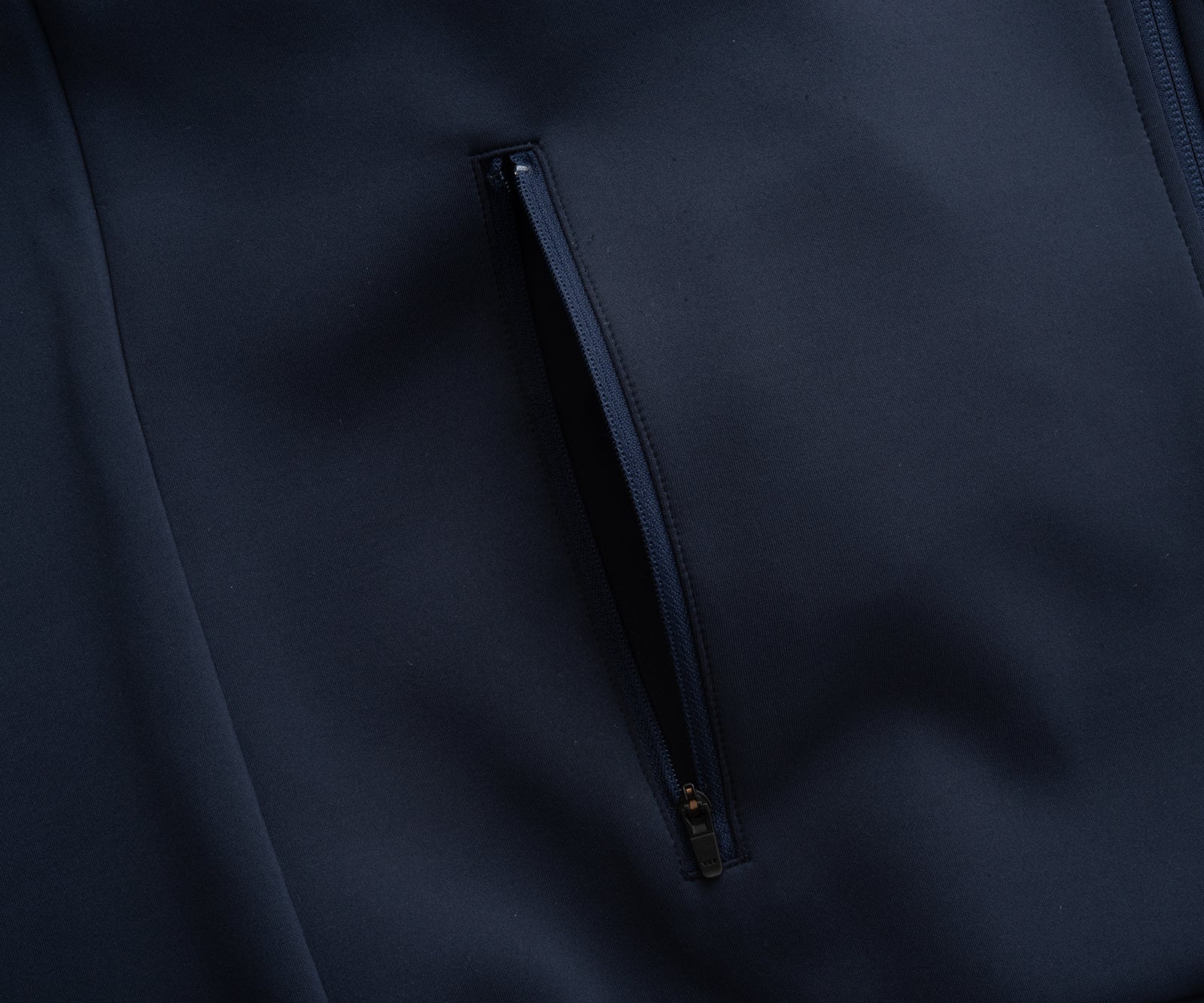 ダンボールニットハイネックジャケット ATMA524 – ADMIRAL